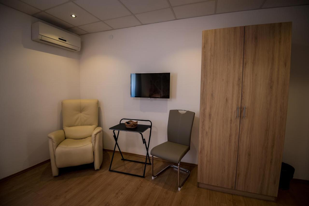 Mokka Apartman Szeged Bagian luar foto