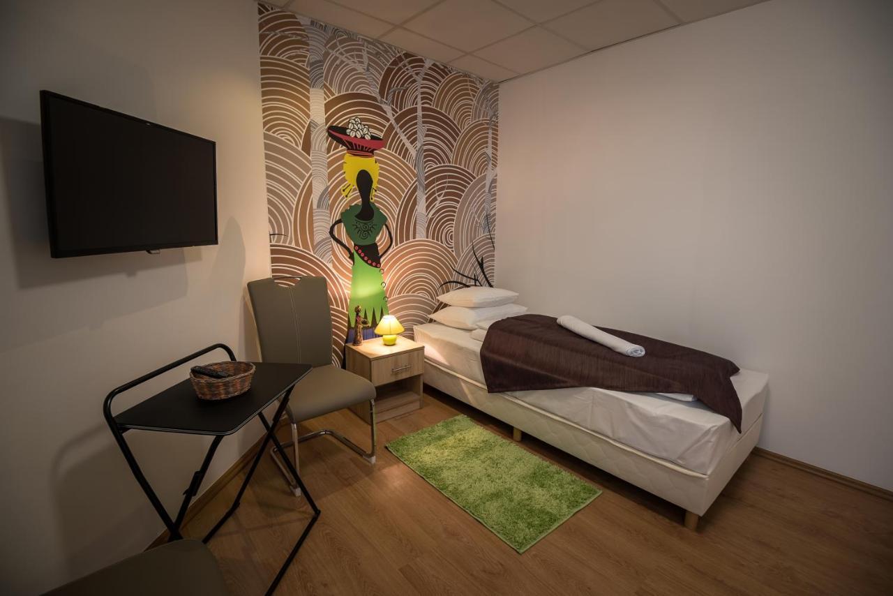 Mokka Apartman Szeged Bagian luar foto
