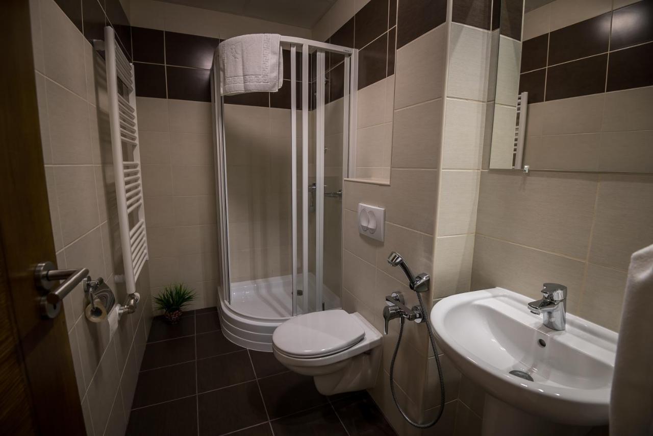 Mokka Apartman Szeged Bagian luar foto