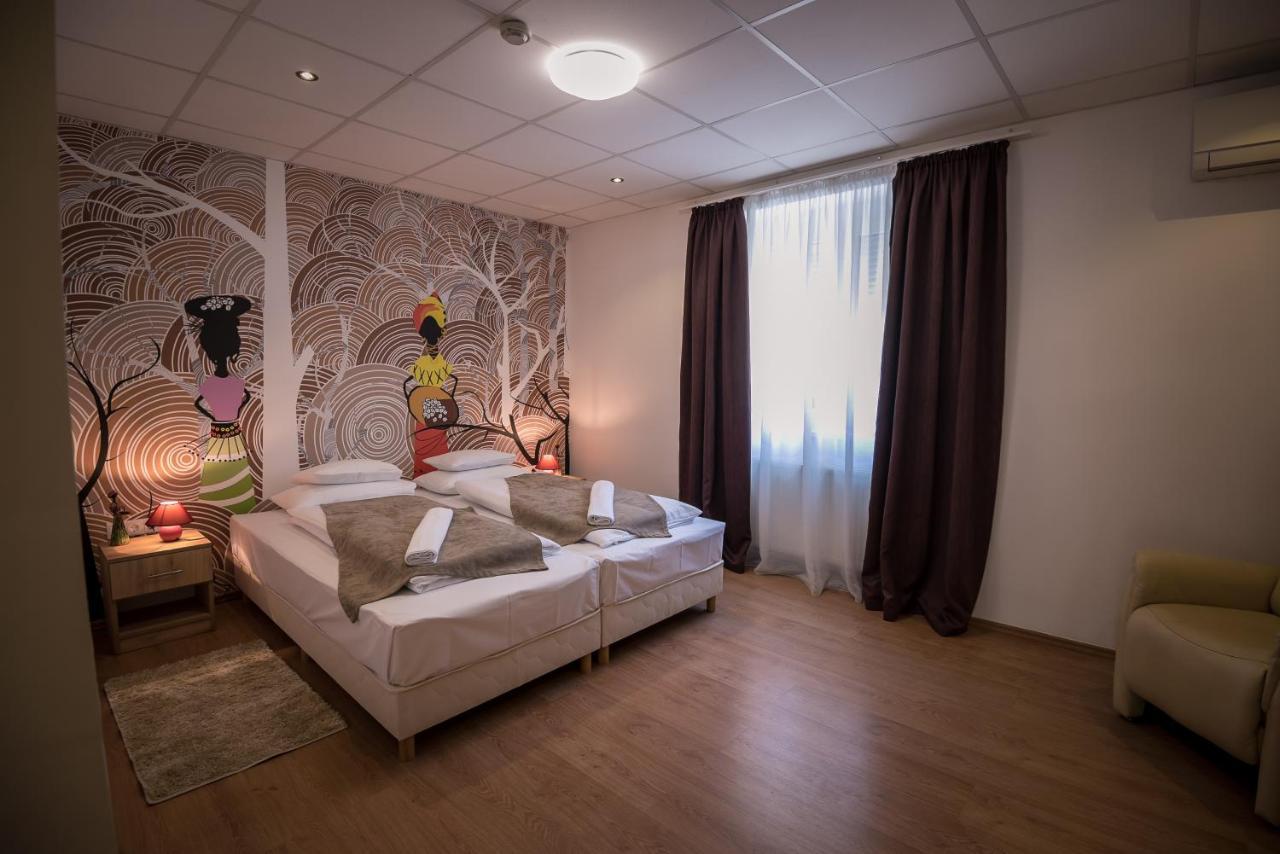 Mokka Apartman Szeged Bagian luar foto
