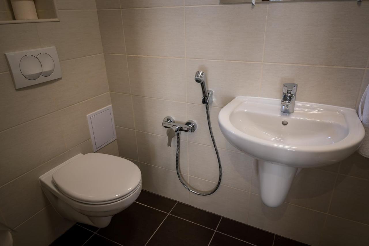Mokka Apartman Szeged Bagian luar foto