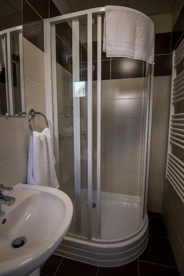 Mokka Apartman Szeged Bagian luar foto