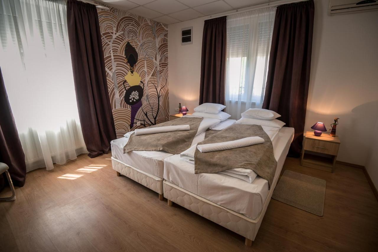 Mokka Apartman Szeged Bagian luar foto